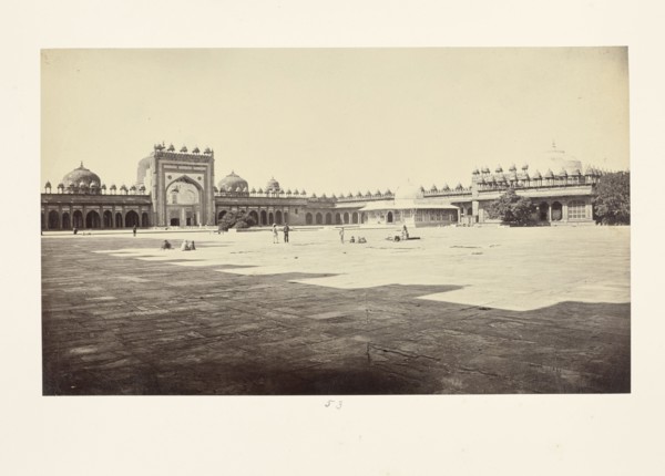 Futtypore Sikri; Interior of the Great Quadrangle, Showing Sheik Selim Chisti's Tomb; Samuel Bourne, English, 1834 - 1912