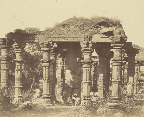 Exterior of the Hindu Temple in Kootub; Felice Beato, 1832 - 1909, Delhi, India; 1858; Albumen silver