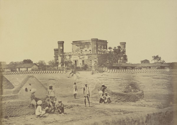 Khursid Manzil; Felice Beato, 1832 - 1909, Lucknow, Uttar Pradesh, India; March - April 1858; Albumen