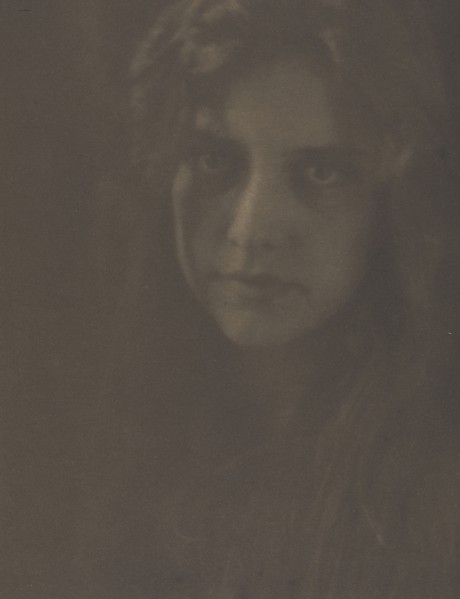 Study - Miss R; Alvin Langdon Coburn, British, born America, 1882 - 1966, October 1904; Photogravure; 21.3 x 16.4 cm