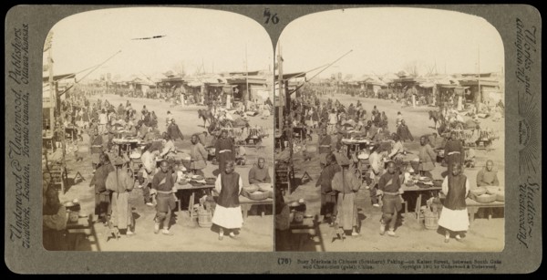 Busy markets in Chinese southern Pekin- on Kaiser Street, between South Gate and Chien-men Gate, China, Gelatin silver, 1901