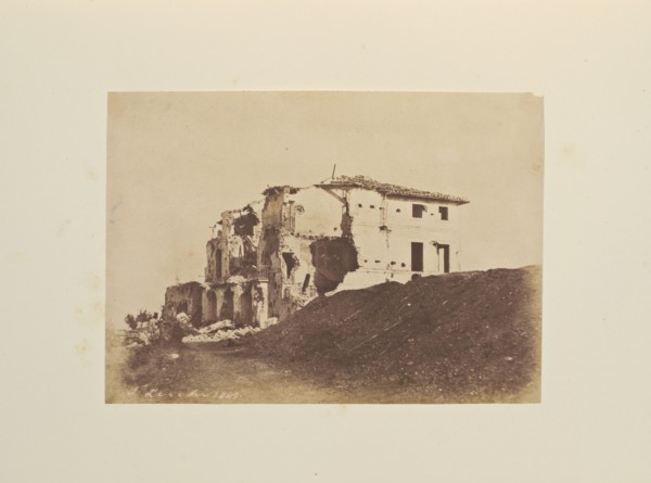 Casino Barberini. Prima breccia. Fotografi di Roma 1849, Lecchi, Stefano, 19th century, c. 1849, salted paper prints, 43 x 31 cm