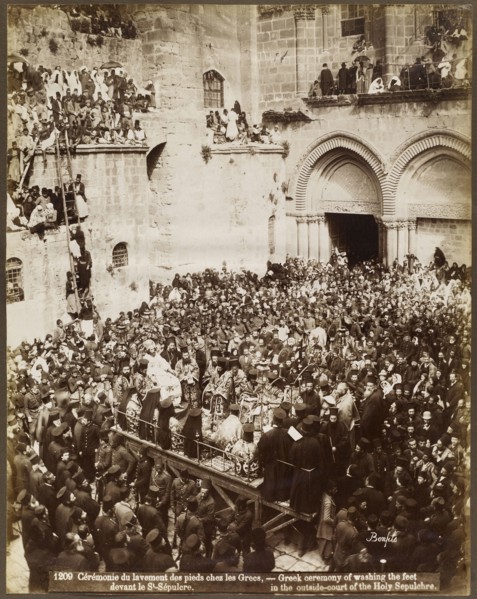 Cérémonie du lavement des pieds chez les Grecs, devant le St-Sépulcre, orientalist photography, Bonfils, Félix, 1831-1885, 1880s