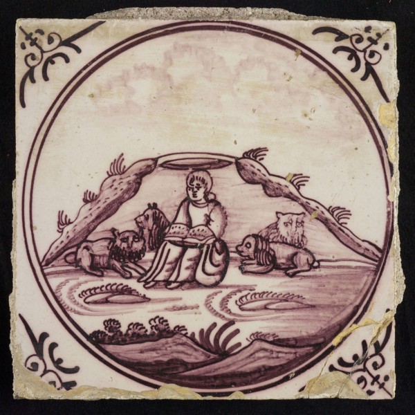 Scene tile, Daniel in the lion's den, corner motif ox's head, wall tile tile sculpture ceramic earthenware glaze, baked 2x