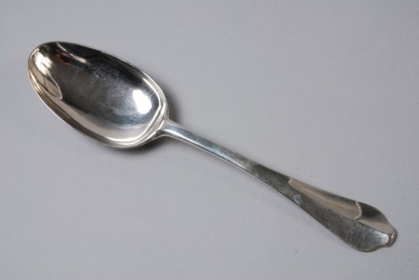 Spoon with oval bowl and veined stem, spoon cutlery silver, forged Oval bake grained stem back side of the stalk (smashed)