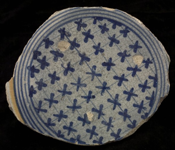 Fragment majolica plate, yellow and blue on white, simplified chessplate decor, plate crockery holder soil find ceramic
