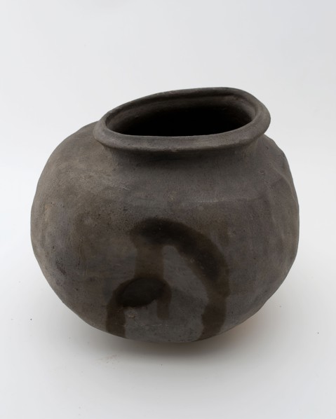 Gray earthenware ball pot, distorted misfires, ball jar pot holder soil find ceramic pottery, hand-formed baked Pottery ball pot