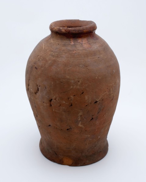 Pottery pot on stand, baluster shape, used in the sugar industry, sugar pot pot holder soil find ceramic earthenware glaze lead