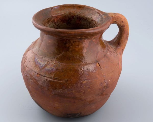 Earthenware chamber pot, with vaulted bottom, sparsely glazed, pot holder sanitary soil find ceramic earthenware glaze lead