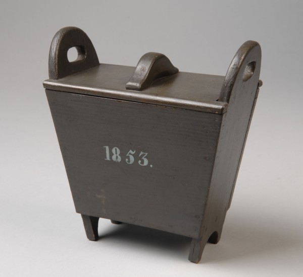 Te Poel, Dark green painted miniature dustbin, with 1853, trash jug holder kitchenware miniature toy relaxant model wood paint