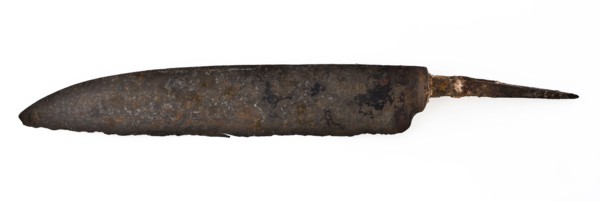 Wide, pointed blade of knife, with narrowed sting, blade knife cutlery soil find iron metal, archeology
