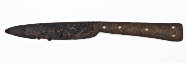 Blade with pointed end and plate gouge, knife cutlery foundations iron metal, archeology Rotterdam City Center Stadsdriehoek