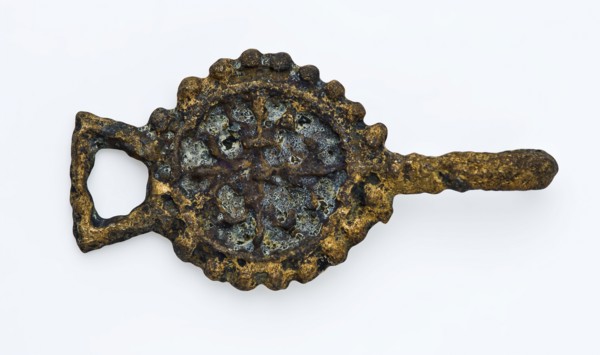 Rosette-shaped coat hook or coat closure with triangular eye and hook, closure clothes accessory clothing soil find copper metal