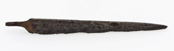 Blade of dagger with single blade, kidney dagger dagger knife stab weapon weapon fragment soil finding iron metal, forged blade