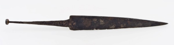 Blade of dagger with single blade, kidney dagger dagger knife stab weapon weapon fragment soil finding iron metal, forged blade