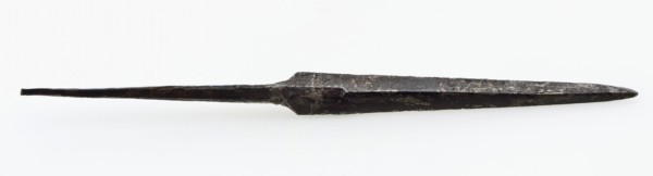 Blade of dagger with double-edged blade, kidney dagger dagger knife stab weapon weapon fragment soil finding iron metal, forged