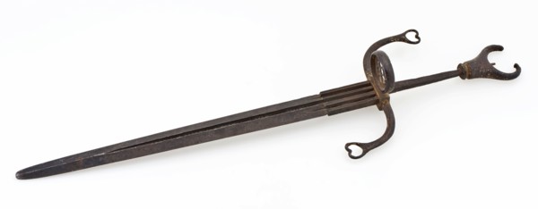 Lefthander in Dutch style with openwork blade and special handle, lefthander dagger knife stabbing weapon fragment soil founding
