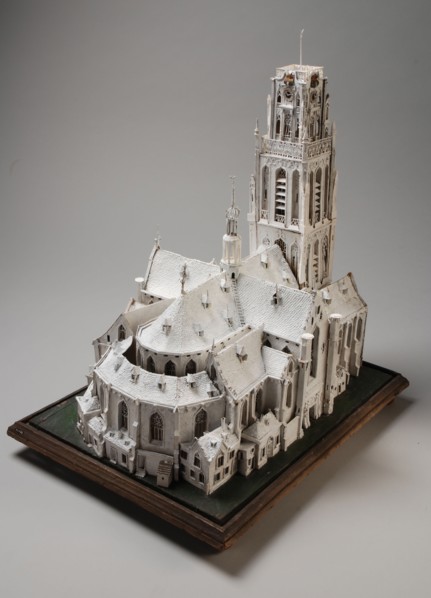 Cardplate model of the Laurenskerk on wooden plateau with twisted legs, model cardboard model paint glue wood on plateau