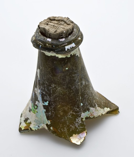 Fragment of neck and mouth of abdominal bottle (with cork), belly bottle storage bottle wine bottle bottle holder soil find