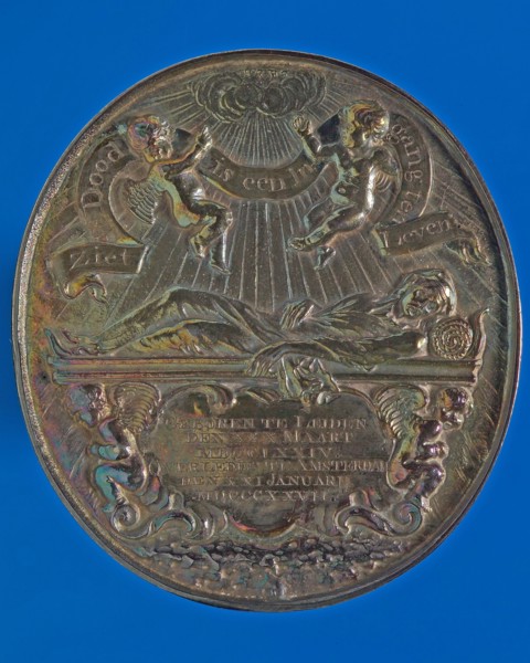 A. Bemme, Medal on the death of Adrianus van Bijnkershoek van Hoogstraten, death certificate penning footage silver, body