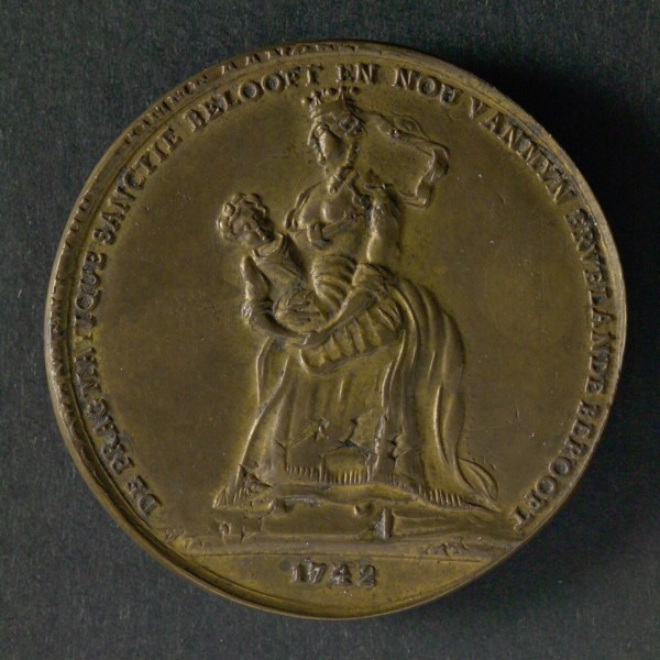 Spot medal on the Pragmatic Sanction in Austria, which stipulated that from then on woman should come on the throne