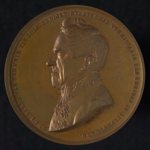 design: David van der Kellen, Medal in honor of Mr. J.. Baron van der Heim van Duijvendijke, penning footage bronze, struck