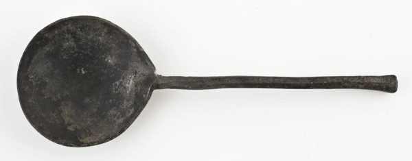 Pewter spoon, round bowl and hexagonal handle, marked, spoon cutlery soil find tin metal, cast Drop-shaped tray handle.