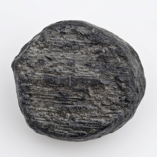 Lead disk, disc artefact foundations lead metal, gram cast Loden disc Smooth side and very rough silk with the structure of wood