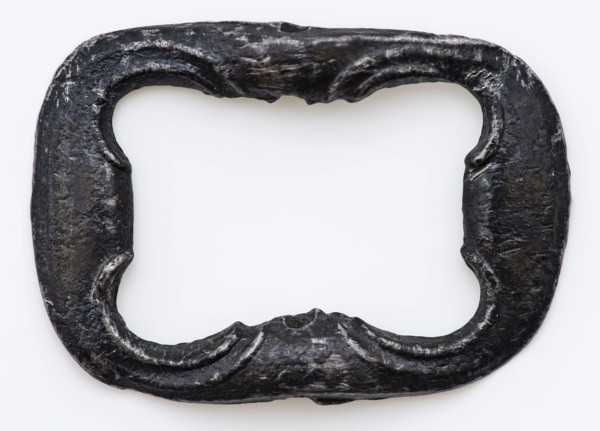 Rectangular shoe buckle with rounded corners and simple decoration, clasp fastener component soil find tin metal, cast Slight