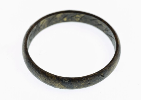 Copper ring, wedding ring, ring jewel clothing accessory clothing soil find copper metal, d 0,3 Copper ring Model of the classic