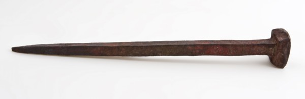 Wrought iron nail Laurenskerk, nail foundations iron, grams Iron nail with flat head archeology construction Laurenskerk City