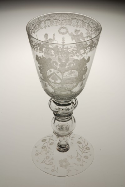 Chalice engraved on the occasion of the 50th anniversary of Pieter de Mey and Geertruida van der Hey, wine glass drinking glass
