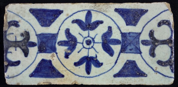 Border tile, blue, decoration with circles and flowers, edge tile wall tile tile sculpture ceramic earthenware glaze, baked 2x