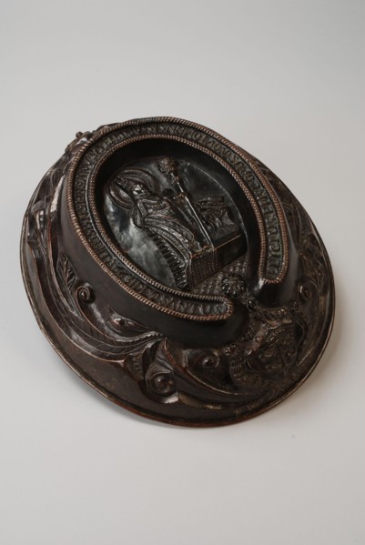 J.W. van den Berg, Driven oval pudding with image St. Eligius, pudding mold shape kitchenware copper, Driven copper shape