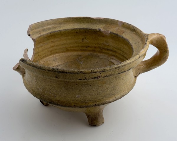 Earthenware cooking pot, entirely yellow glazed, two bandors, on three legs, cooking pot crockery holder utensils earthenware