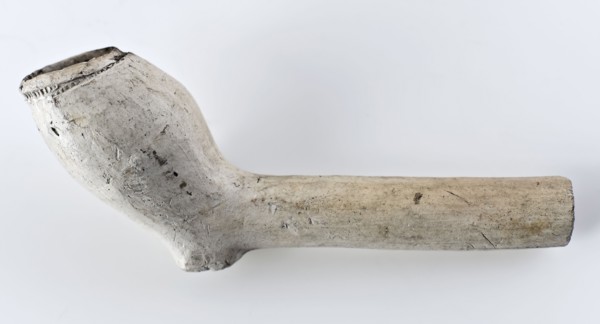 White clay pipe, marked, smooth handle, clay pipe smoking equipment smoke floor pottery ceramics pottery, hand molded baked