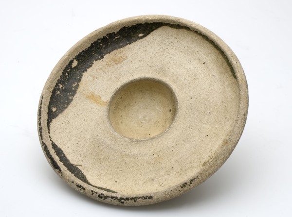Very small Roman saucer, dish crockery holder soil find ceramic earthenware glaze, archeology Soil discovery of large rivers