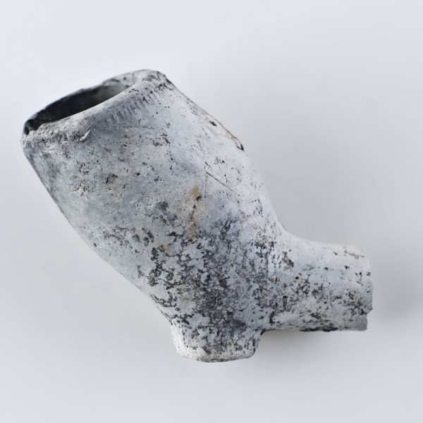 Clay pipe, unnoticed with smooth handle, clay pipe smoking equipment smoke bottom pottery ceramics, pressed finished baked Clay