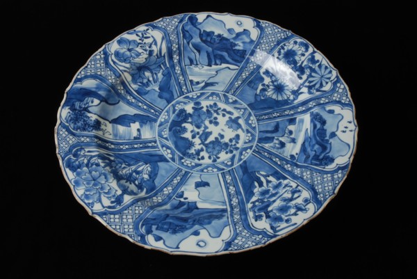 Large porcelain dish with blue Oriental landscapes and flowers, dish plate tableware holder tableware ceramics earthenware glaze