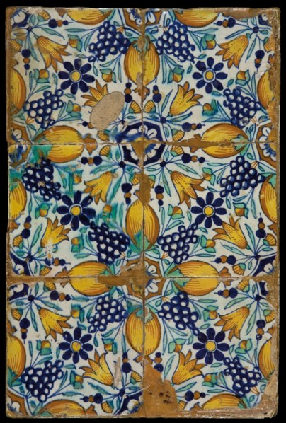 Tile field, six ornament tiles, central decor without frame, orange, yellow, green and blue on white, rosette with inwardly