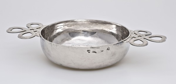 Silver brandy bowl with two handles, brandy bowl bowl holder silver, driven cast engraved Round completely smooth bowl