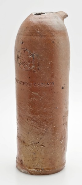 Stoneware mineral water pitcher, cylindrical with round shoulder, sausage ear and short neck, mineral water pitcher jar product