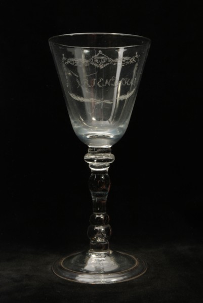Chalice glass engraved with cartouche with FRIENDSHIP, wineglass drinking glass drinking utensils tableware holder glass lead