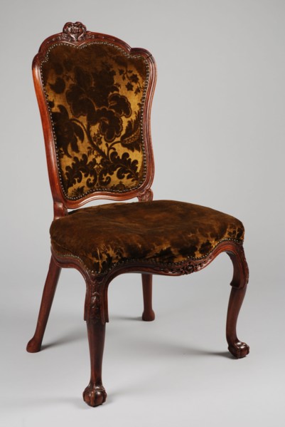 Mahogany rococo chair, chair furniture furniture interior design wood mahogany velvet, Seat and backrest covered with dark green