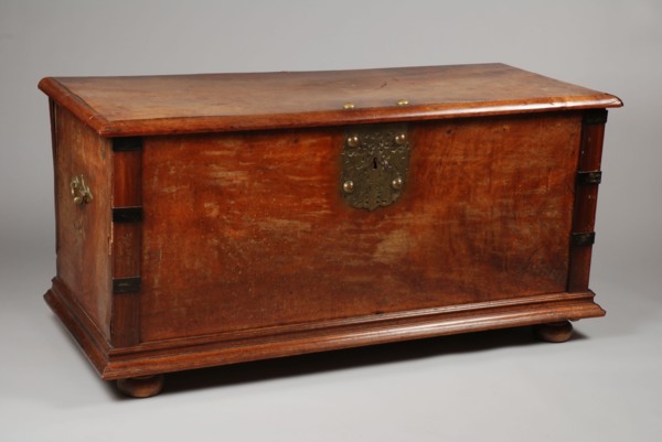 Colonial hardwood case, coffin cabinet furniture furniture interior design wood rosewood ebony camphor wood brass, brass fitting