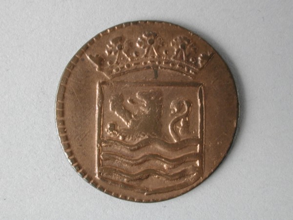 Duit, coin of the VOC, beaten in Zeeland, penny coin money swap bronze metal 3.62 grams minted German. bronze. Coin of the VOC