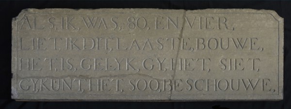 Facade stone with inscription When I was 80 and four I had this last build. It is the same you can see it soo, Als ik was 80 en