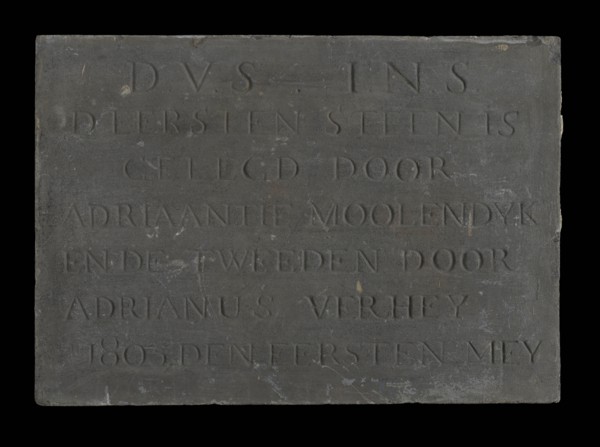 Stone with text ... First stone ... Moolendijk ... 1805, facing brick first stone building part stone, STONE IS LOCATED