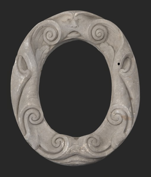 Oval window daring house Delfshaven, Rotterdam, window ornament building component sandstone stone iron, sculpted Oeil-de-boeuf