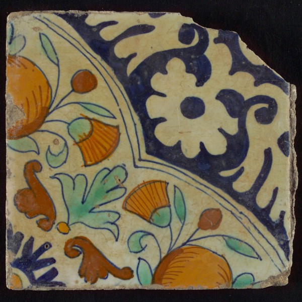 Ornament tile, diagonal ornament in quatrefoil with bows in which orange-apples and flowers, palm corner, corner pattern rosette